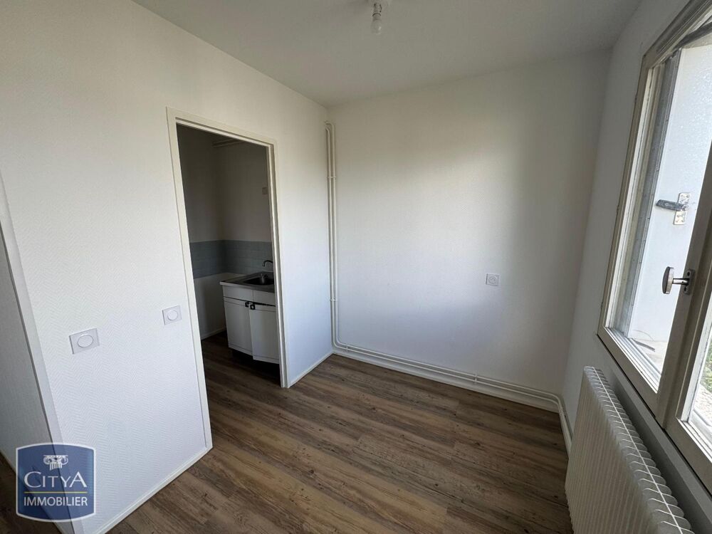 EXCLUSIVITÉ - STUDIO AVEC CAVE ET PARKING - 69005 LYON V....