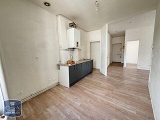  Appartement à louer 4 pièces 64 m²