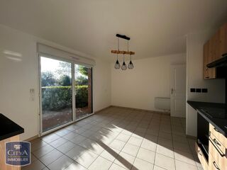  Appartement à louer 1 pièce 28 m²