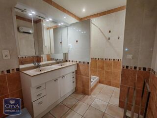  Appartement à louer 2 pièces 57 m²