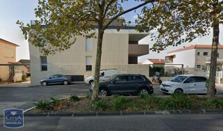  Parking / Garage � louer 