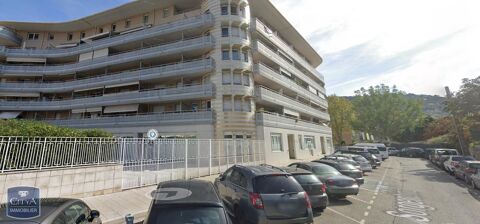  Parking / Garage  louer 