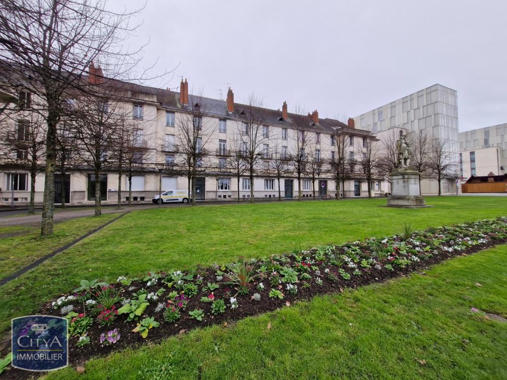 location Appartement - 2 pièce(s) - 35 m² Tours (37000)