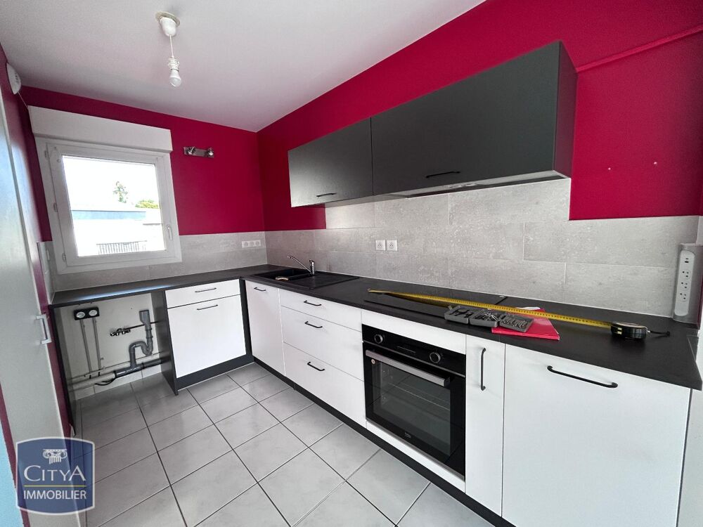 À LOUER : APPARTEMENT T3 SUR PELLOUAILLES Appartement T3....