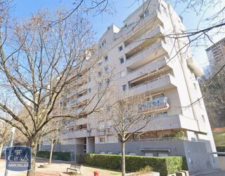  Appartement � louer 4 pi�ces 96 m�