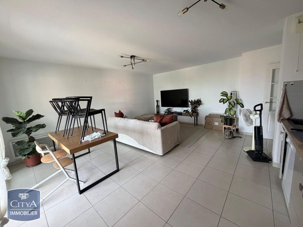 EXCLUSIVITÉ - APPARTEMENT 3 PIÈCES AVEC TERRASSE En loca....