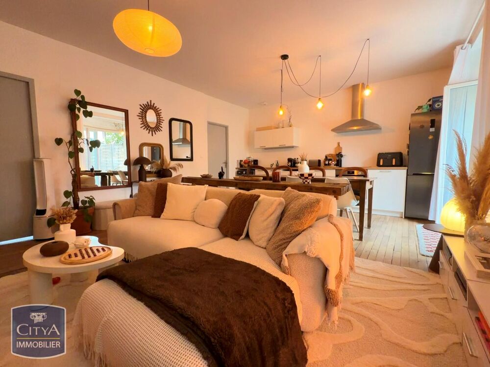 À LOUER : Appartement rénové T4 situé à Brive, dans le d....