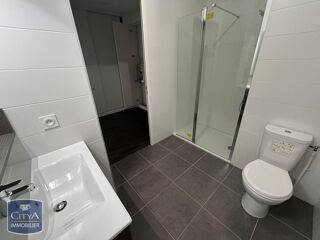  Appartement à louer 1 pièce 32 m²