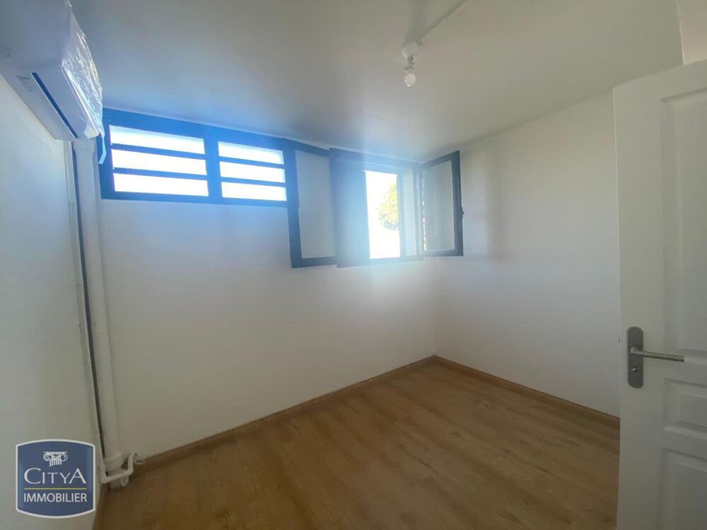À LOUER : Découvrez ce charmant appartement T4 en duplex....