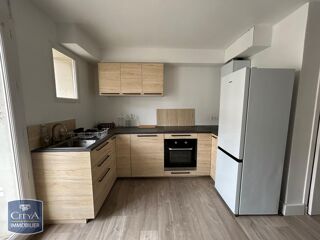  Appartement à louer 4 pièces 67 m²