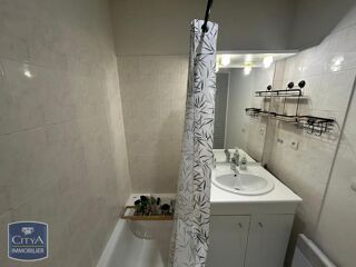  Appartement à louer 2 pièces 44 m²