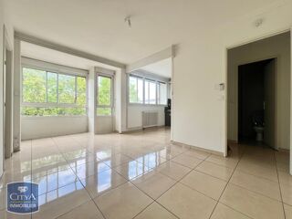  Appartement à louer 2 pièces 38 m²