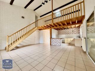 location Maison - 5 pièce(s) - 101 m² Lagorce (33230)