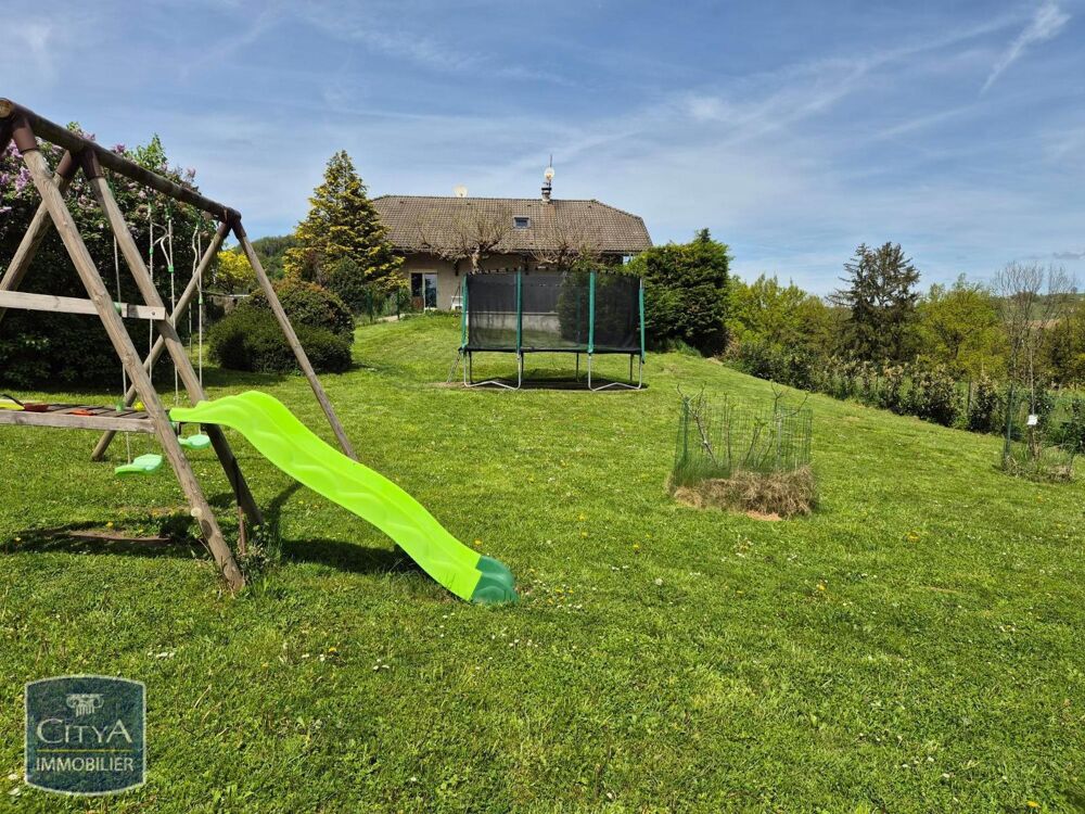 Maison familiale avec studio indépendant Spacieuse maiso....