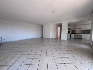  Appartement � louer 5 pi�ces 154 m�