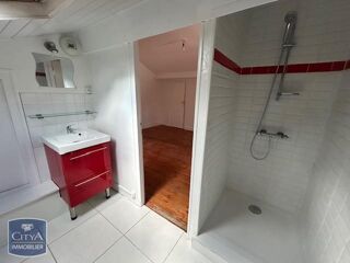 Appartement à louer 2 pièces 41 m²