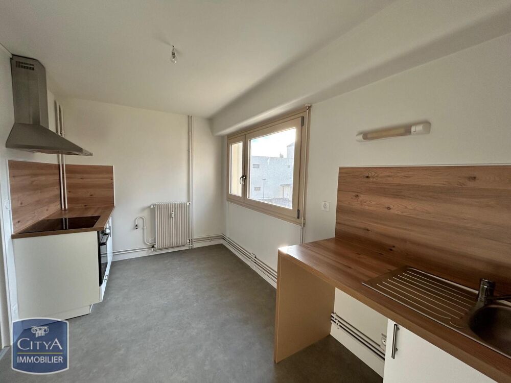location Appartement - 3 pièce(s) - 76 m² Charleville-Mézières (08000)