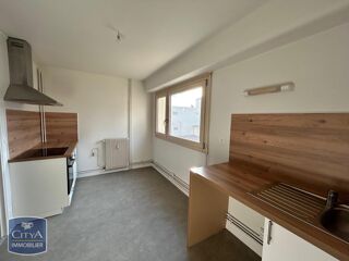  Appartement à louer 3 pièces 76 m²
