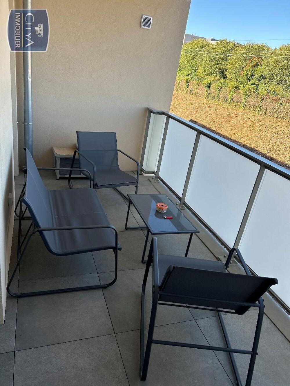 À LOUER : 120 RUE HENRI DUNANT Charmant appartement réce....