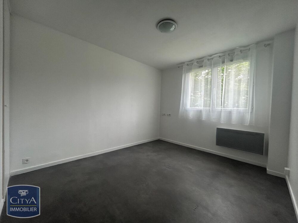 location Appartement - 1 pièce(s) - 18 m² Noisy-le-Grand (93160)