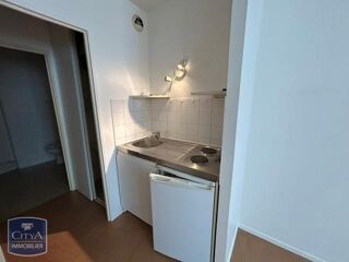  Appartement à louer 1 pièce 32 m²