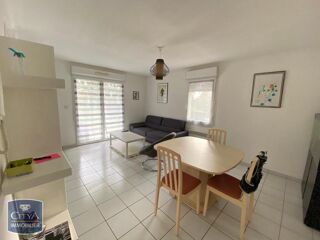  Appartement à louer 3 pièces 61 m²