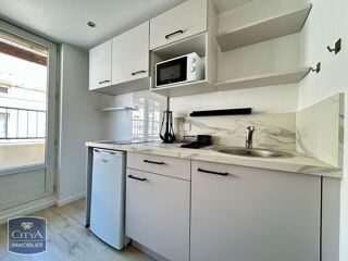  Appartement à louer 1 pièce 25 m²