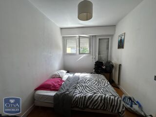  Appartement à louer 5 pièces 88 m²