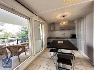  Appartement à louer 2 pièces 54 m²