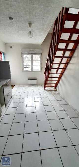  Appartement à louer 1 pièce 25 m²