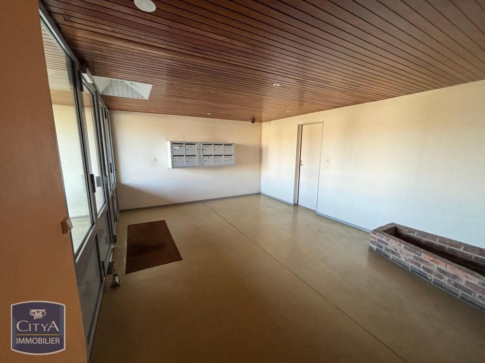 location Appartement - 2 pièce(s) - 49 m² Saint-Quentin (02100)