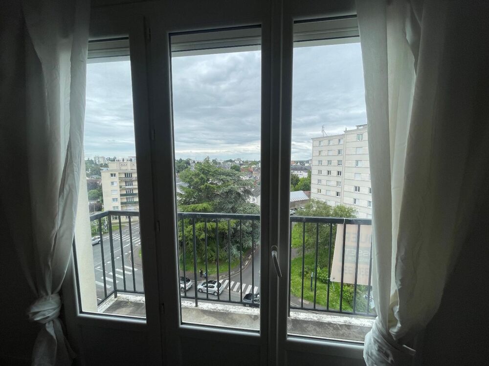 À louer : Charmant appartement T1 situé à St Cyr sur Loi....
