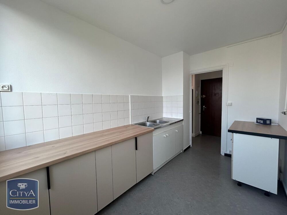 À LOUER : Appartement T1 situé à Le Pont de Claix - 16 R....