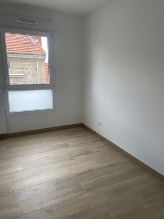  Appartement à louer 3 pièces 55 m²