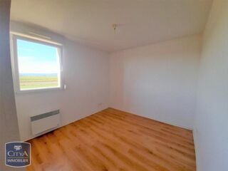  Appartement à louer 3 pièces 61 m²