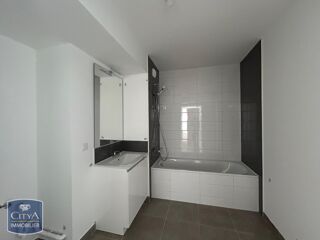 location Appartement - 3 pièce(s) - 64 m² Angers (49000)