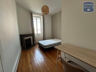  Appartement � louer 5 pi�ces 160 m�