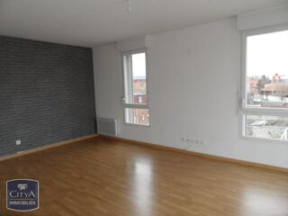  Appartement à louer 3 pièces 64 m²