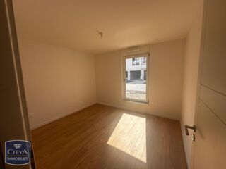 Appartement à louer 3 pièces 72 m²