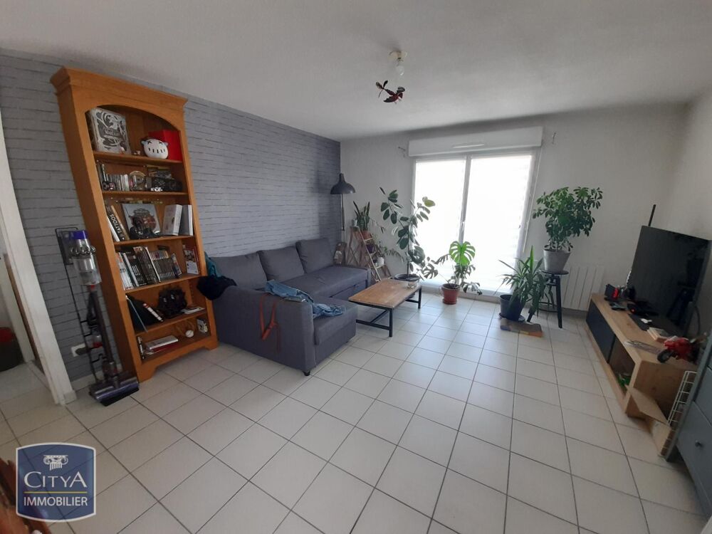 À LOUER : Appartement T2 à Yvetot, 76190. Découvrez ce c....