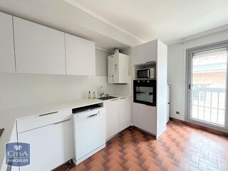  Appartement � louer 4 pi�ces 92 m�