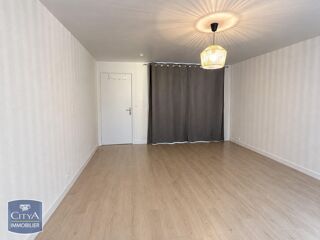  Appartement à louer 1 pièce 26 m²