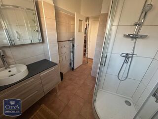  Appartement à louer 3 pièces 60 m²