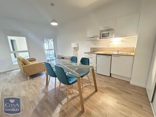  Appartement à louer 2 pièces 43 m²