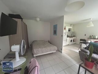  Appartement à louer 1 pièce 37 m²