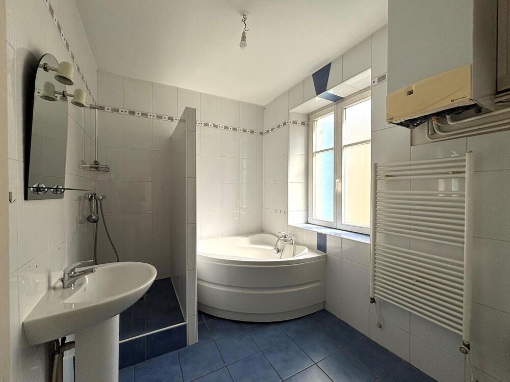 location Appartement - 3 pièce(s) - 60 m² Montbéliard (25200)