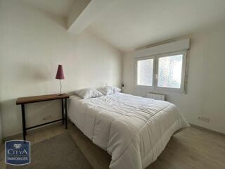  Appartement à louer 2 pièces 32 m²
