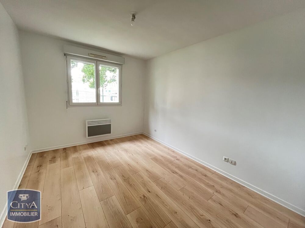 À LOUER : Appartement T2 à Vierzon, situé dans un quarti....