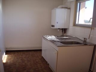  Appartement à louer 1 pièce 28 m²