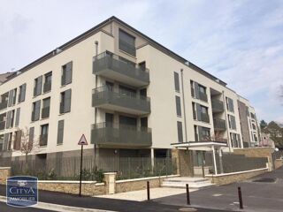  Parking / Garage � louer 